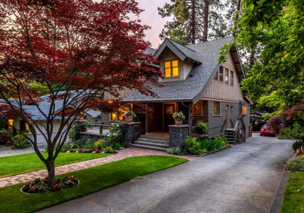 HouseHome_1_web